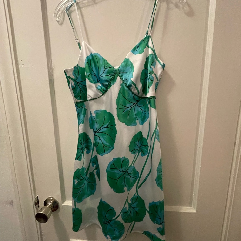 Diane Von Furstenberg For Target Robe And Slip Set - Picture 9 of 15